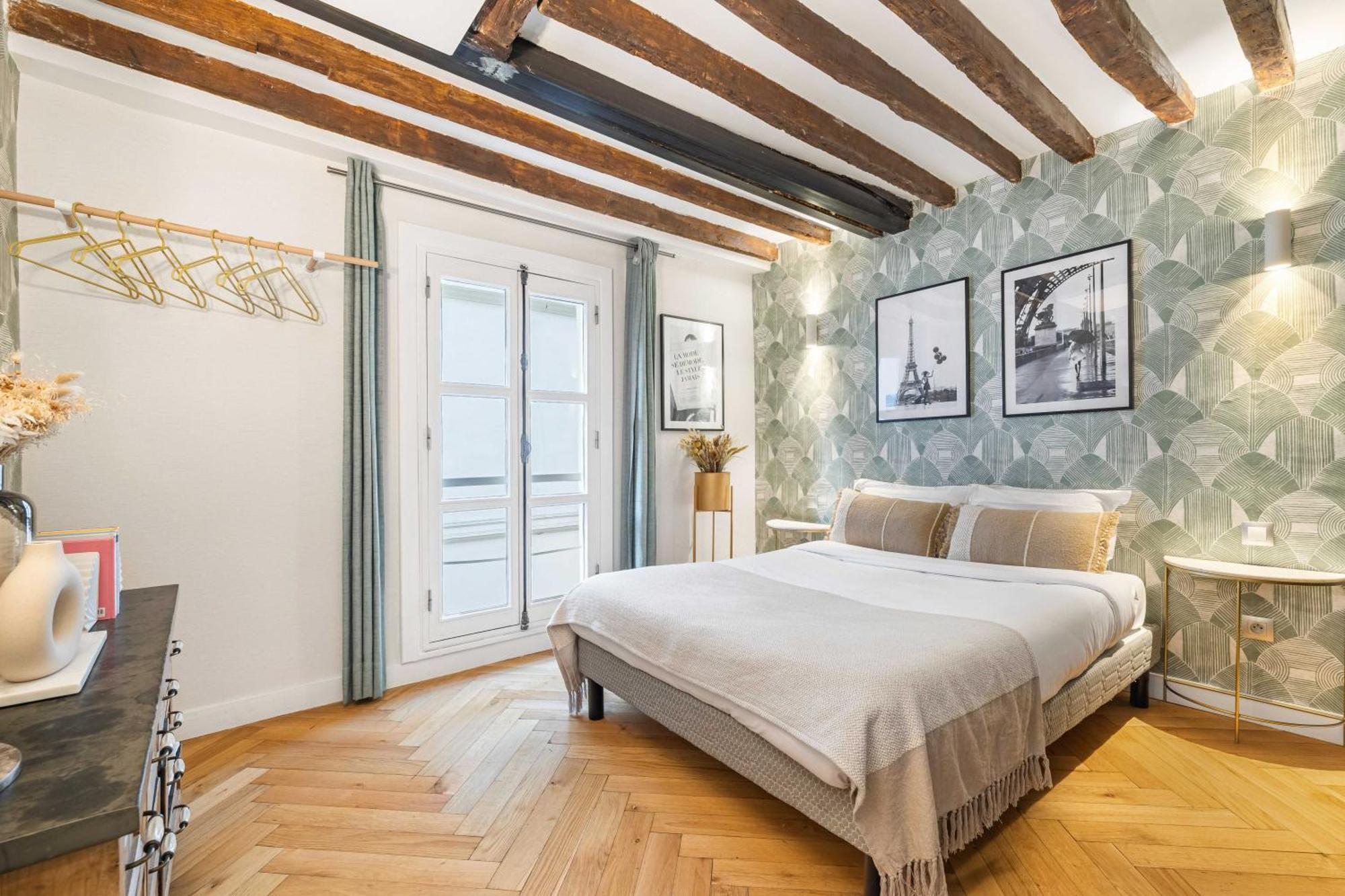 Ultra Central Historical Parisian Flat - Louvre Luaran gambar