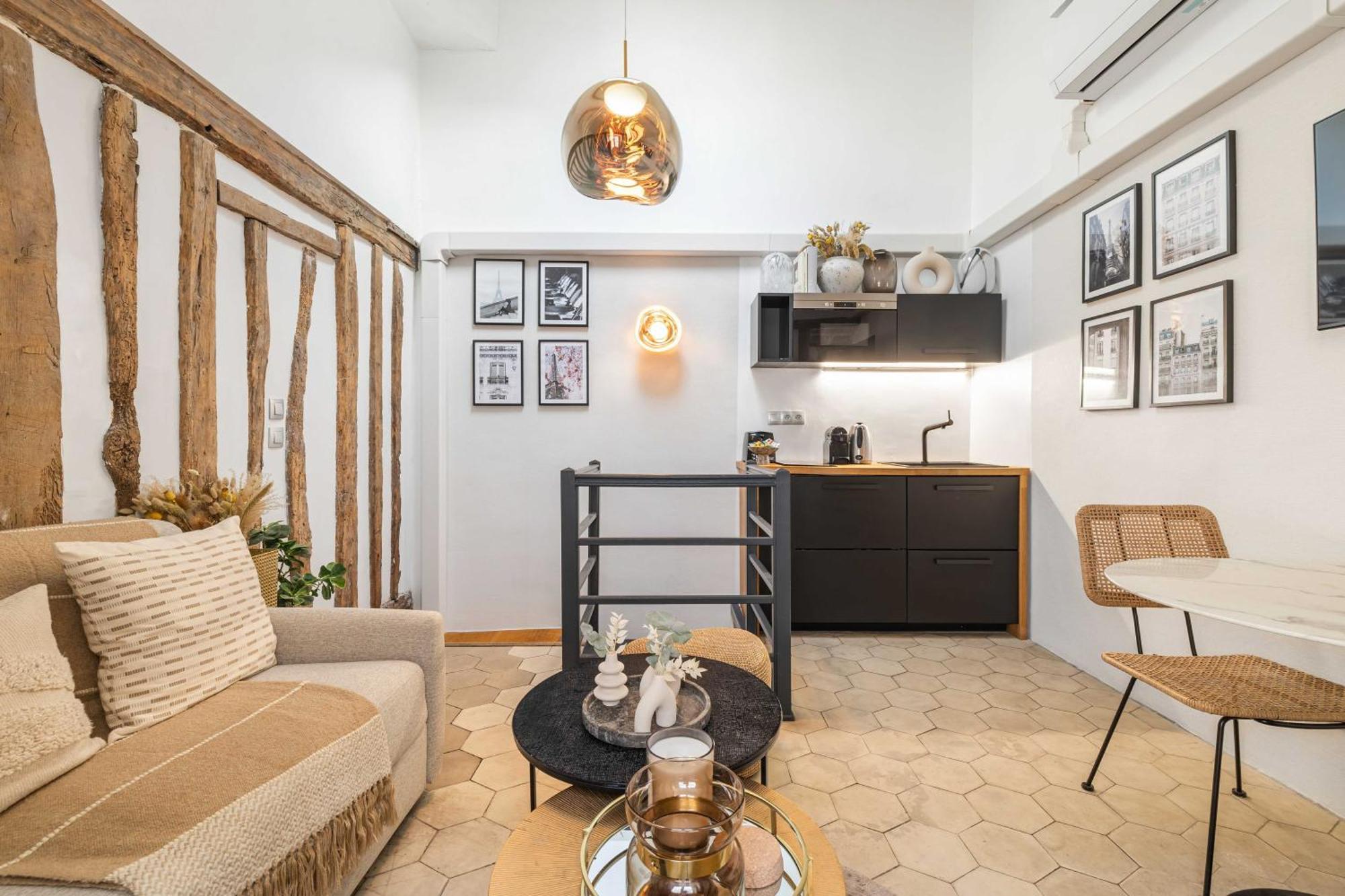 Ultra Central Historical Parisian Flat - Louvre Luaran gambar